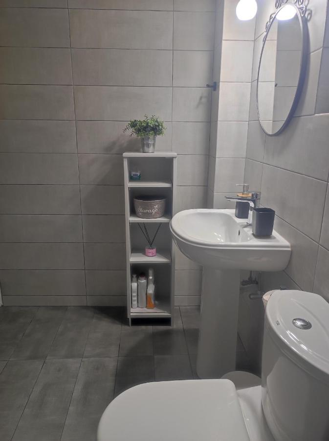 Cozy And Friendly Flat In Nafplio Apartment Bagian luar foto