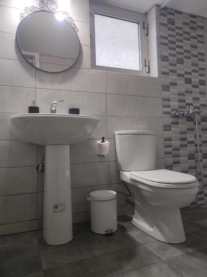 Cozy And Friendly Flat In Nafplio Apartment Bagian luar foto