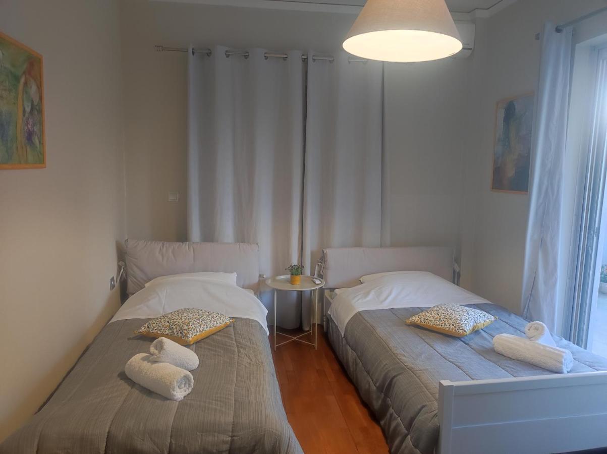 Cozy And Friendly Flat In Nafplio Apartment Bagian luar foto