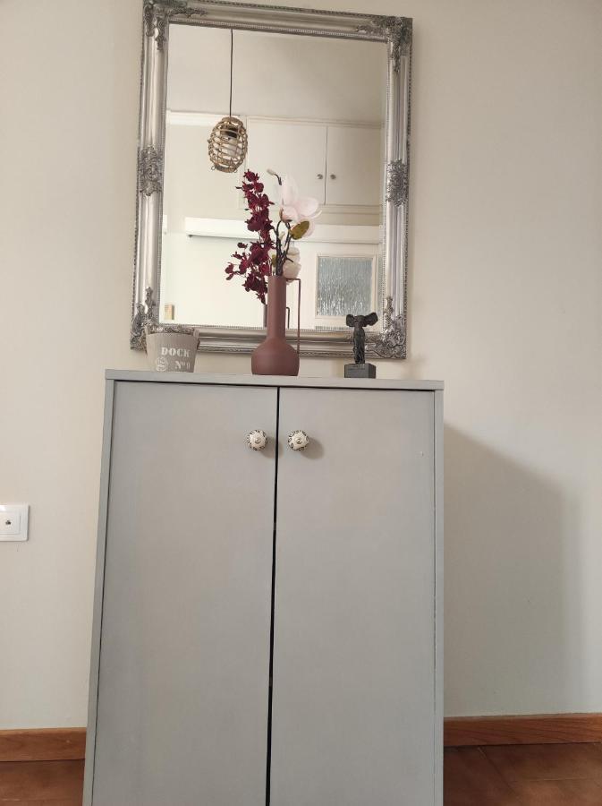 Cozy And Friendly Flat In Nafplio Apartment Bagian luar foto